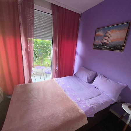 Dorotea Butterfly Apartment บุดวา ภายนอก รูปภาพ