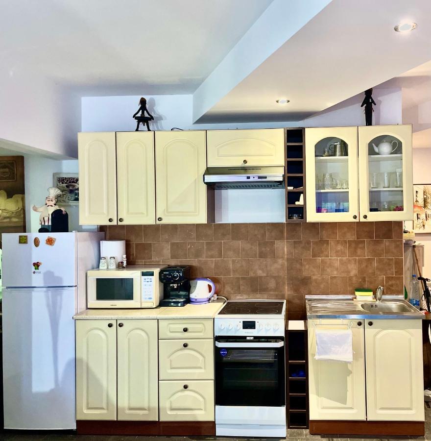 Dorotea Butterfly Apartment บุดวา ภายนอก รูปภาพ