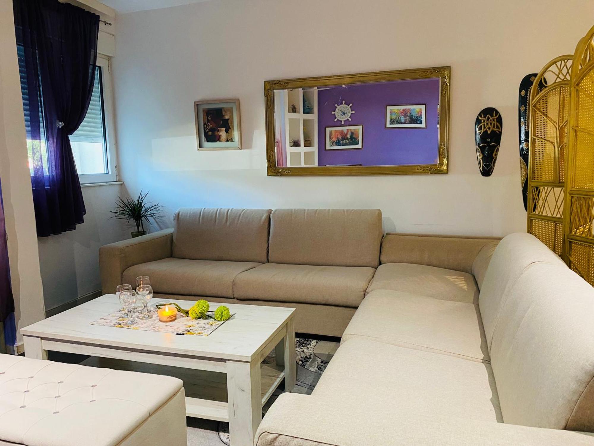Dorotea Butterfly Apartment บุดวา ภายนอก รูปภาพ